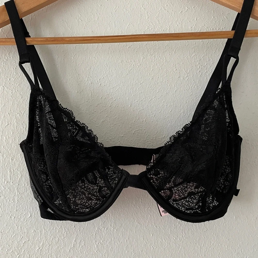 Victoria’s Secret Lace Bra Unlined Demi Underwire Non Padded Bra Black
